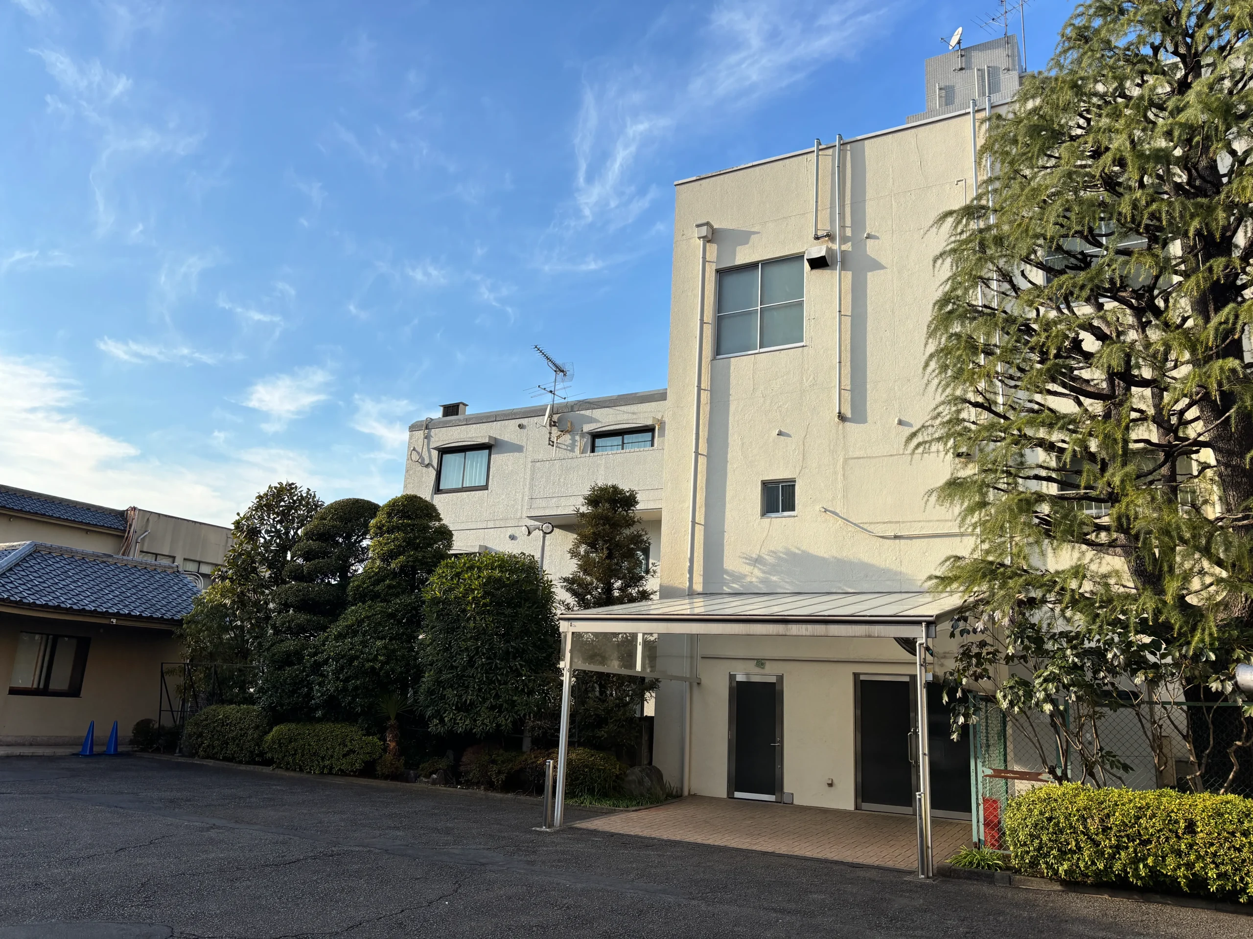 斎場紹介(法専寺　信徒会館)