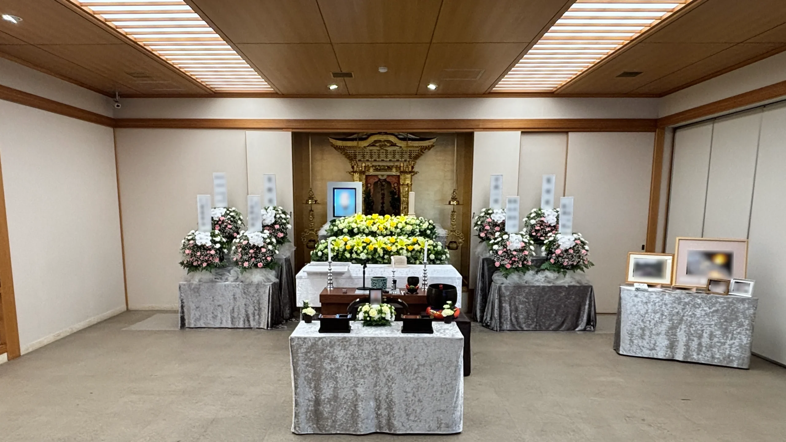 ご葬儀事例紹介(築地本願寺和田堀廟所 蓮華の間)